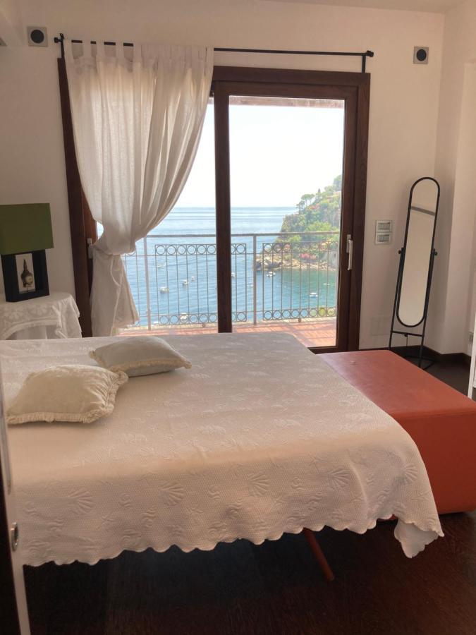 A Mari Villa Taormina Luaran gambar