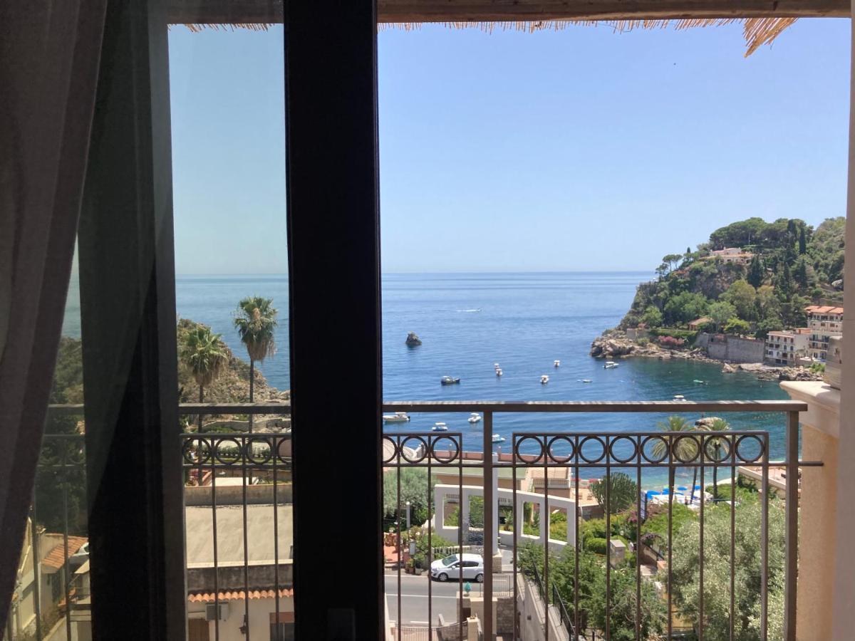 A Mari Villa Taormina Luaran gambar