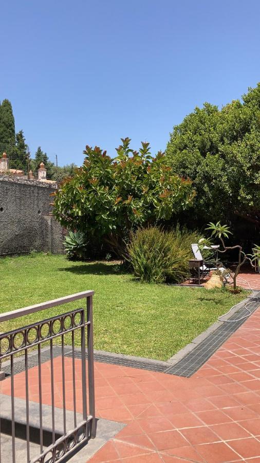 A Mari Villa Taormina Luaran gambar
