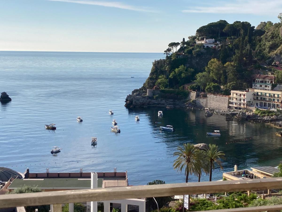 A Mari Villa Taormina Luaran gambar